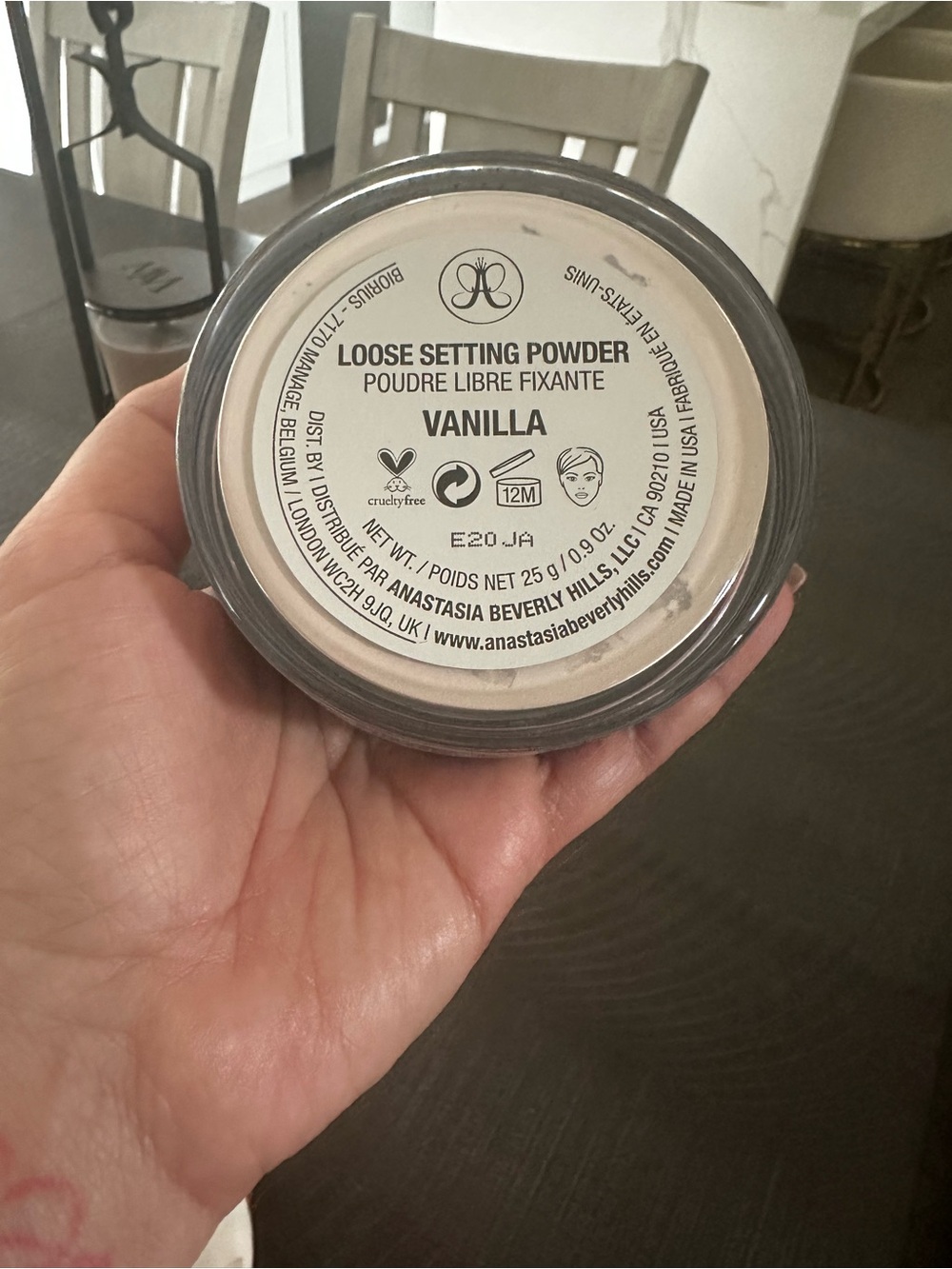 Loose Setting Powder - Picture 2 of 3